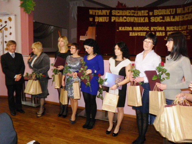 Pracownicy socjalni,  na nich zawsze można liczyć- zdjęcia