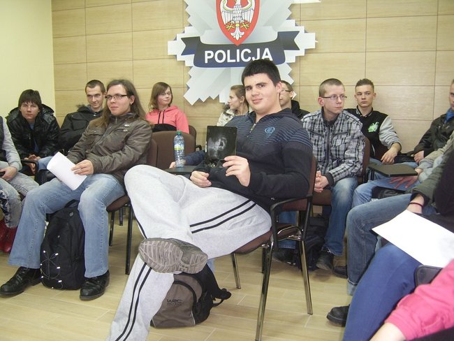 Poznawali tajniki kryminalistyki - zdjęcia
