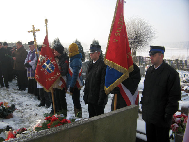 W hołdzie rozstrzelanym - zdjęcia
