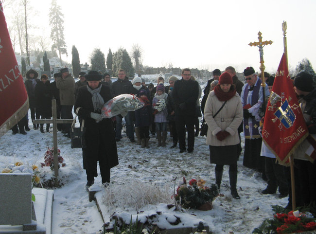 W hołdzie rozstrzelanym - zdjęcia