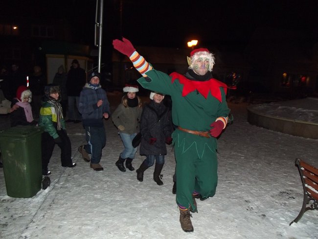 Mimo mrozu bawili się doskonale - zdjęcia