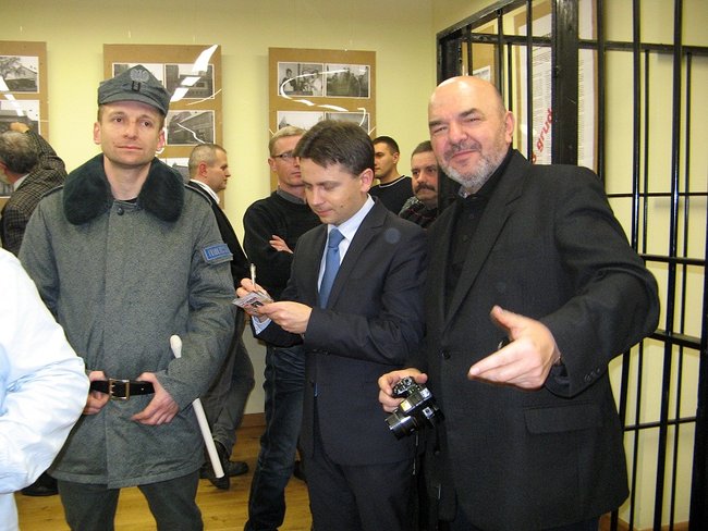 Przeniesieni w czasie - zdjęcia