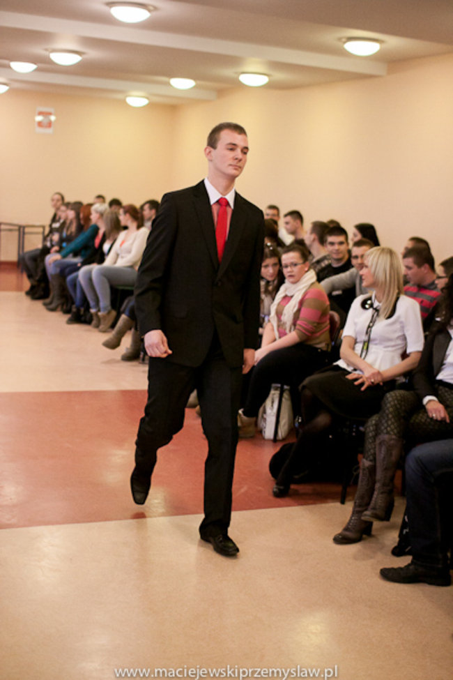 W oczekiwaniu na studniówkę - zdjęcia/video