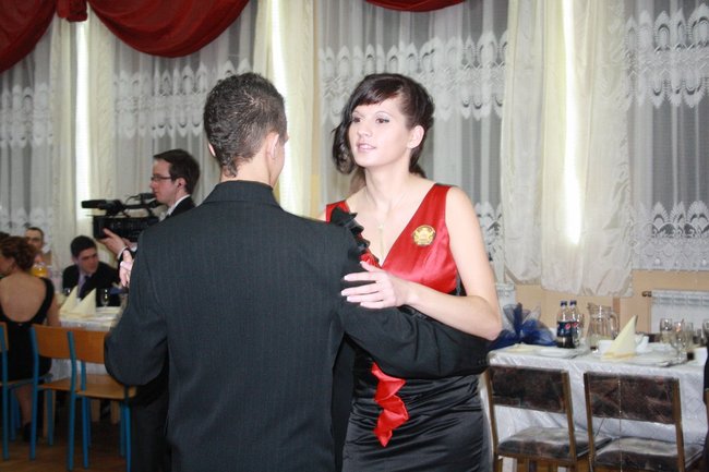 Studniówkowy sezon rozpoczęty - fotorelacja