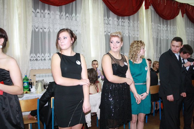 Studniówkowy sezon rozpoczęty - fotorelacja