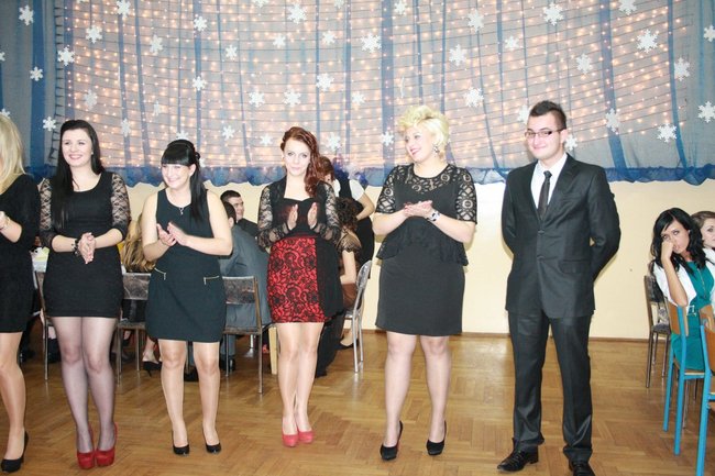Studniówkowy sezon rozpoczęty - fotorelacja