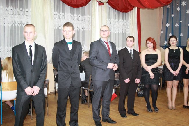 Studniówkowy sezon rozpoczęty - fotorelacja