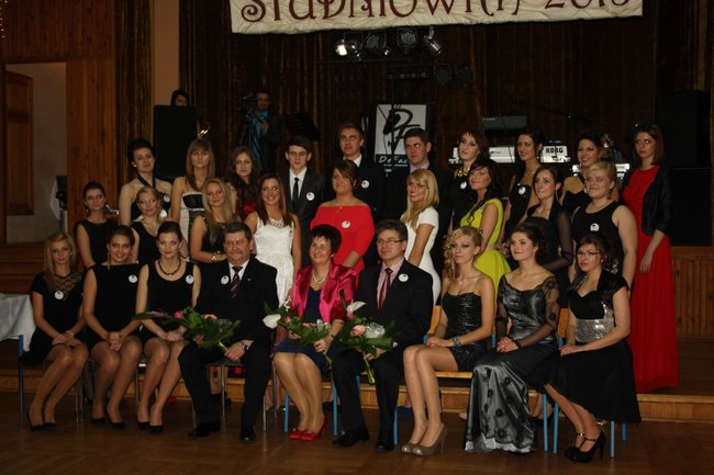 Studniówkowy sezon rozpoczęty - fotorelacja
