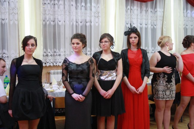 Studniówkowy sezon rozpoczęty - fotorelacja