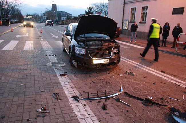 Karambol w centrum Gostynia - zdjęcia