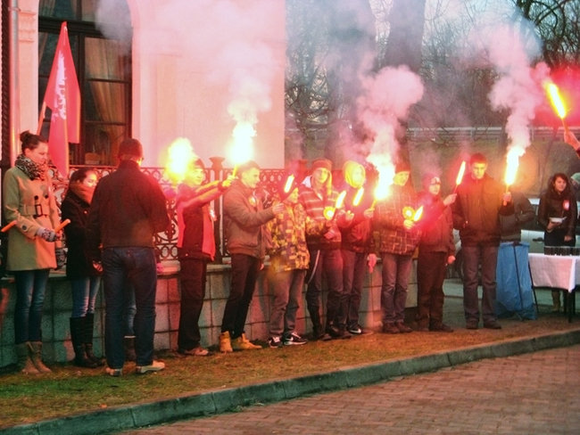 W hołdzie bohaterom - zdjęcia
