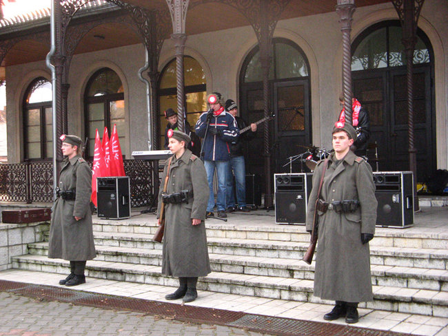 W hołdzie bohaterom - zdjęcia
