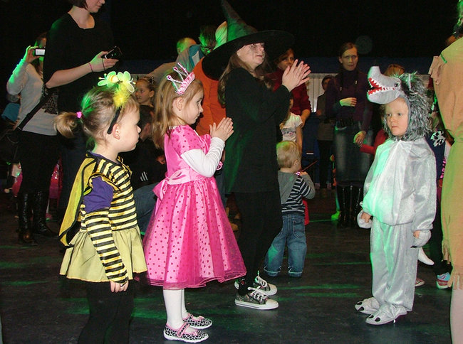 Bal na pożegnanie ferii - zdjęcia