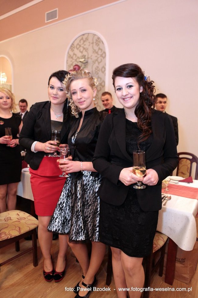Studniówkowych wspomnień czar - zdjęcia