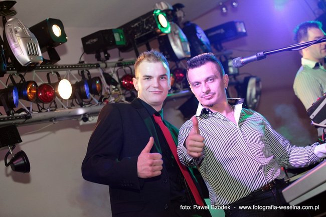Studniówkowych wspomnień czar - zdjęcia