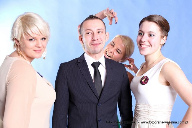 Studniówkowych wspomnień czar - zdjęcia
