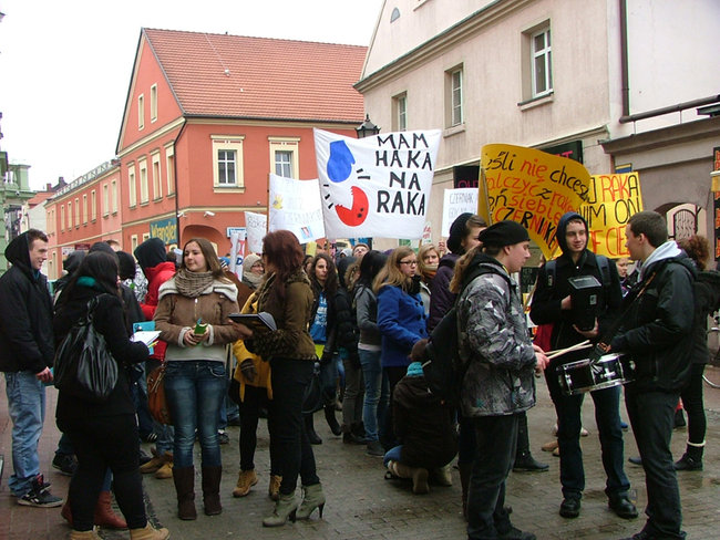 Happening na deptaku  - zdjęcia