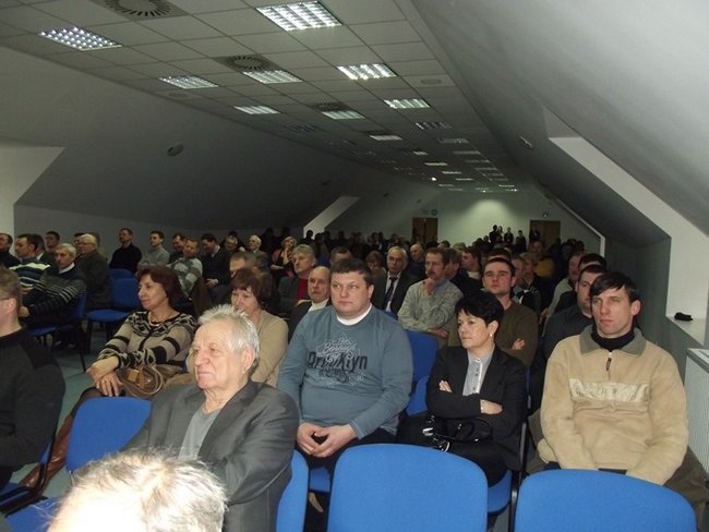 Debatowali o szansach i zagrożeniach