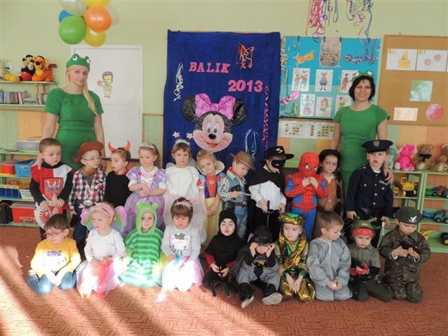 Kreatywne zabawy przedszkolaków - zdjęcia