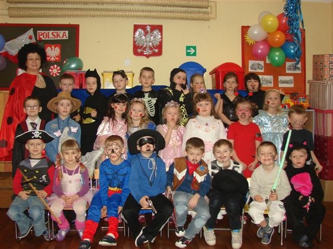 Kreatywne zabawy przedszkolaków - zdjęcia