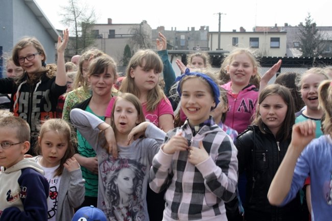 Młodzi przeciwko nałogom - zdjęcia