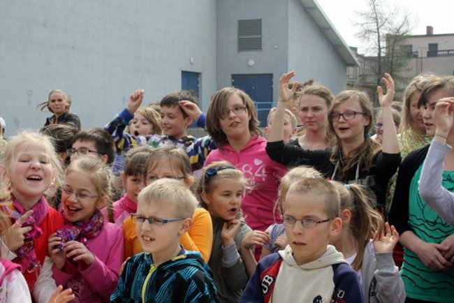 Młodzi przeciwko nałogom - zdjęcia