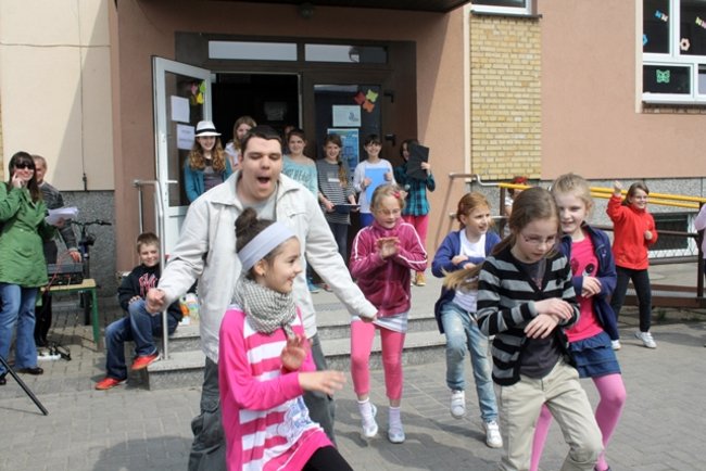 Młodzi przeciwko nałogom - zdjęcia