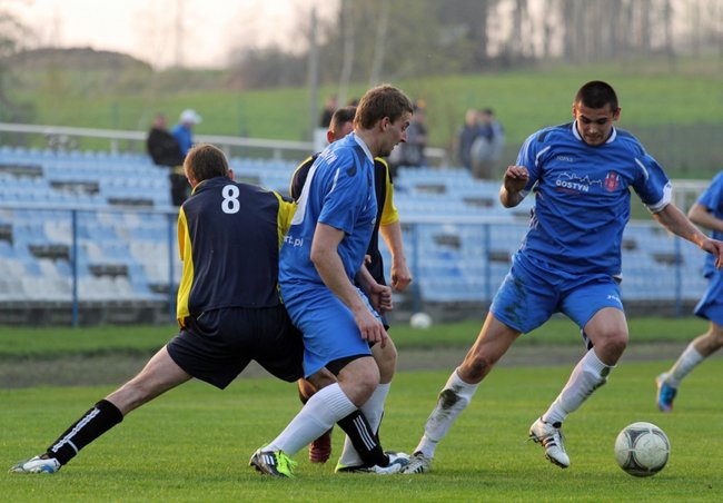Kania rozgromiła Grom - zdjęcia
