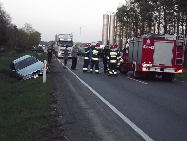 Uderzony podczas wyprzedzania  - zdjęcia