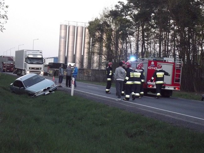 Uderzony podczas wyprzedzania  - zdjęcia