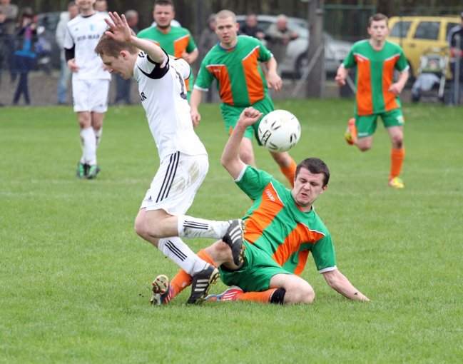 Lider na kolanach!  - zdjęcia