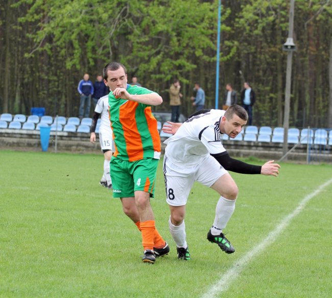 Lider na kolanach!  - zdjęcia