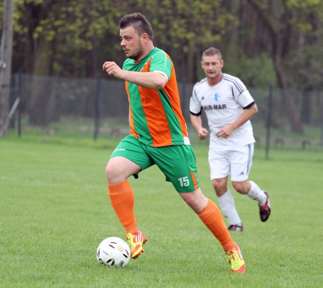 Lider na kolanach!  - zdjęcia