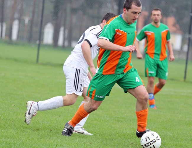 Lider na kolanach!  - zdjęcia