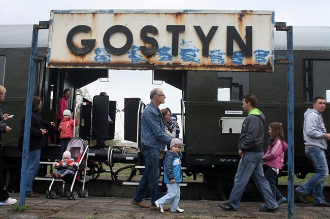 Zadyma na dworcu - zdjęcia