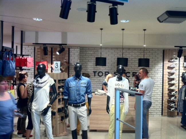 Tłumy w Top Secret - zdjęcia