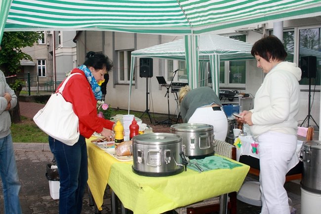 Zbierali na remont szpitala - zdjęcia