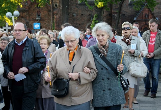 Symbol, który zjednoczył gostynian - zdjęcia