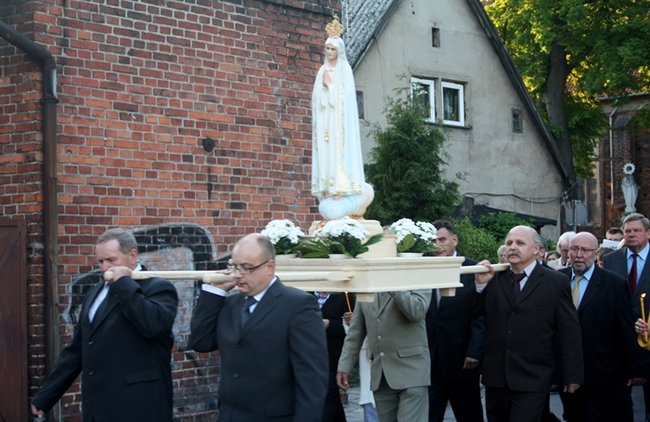 Symbol, który zjednoczył gostynian - zdjęcia