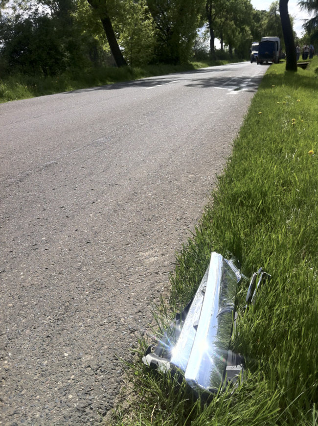 Zderzenie podczas zawracania - zdjęcia