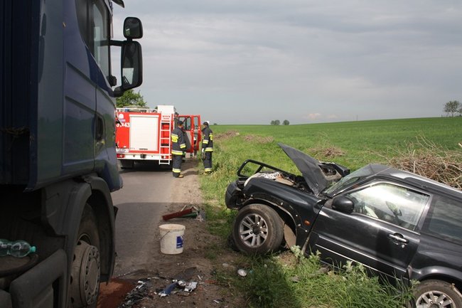 Na czołówkę z tirem - zdjęcia