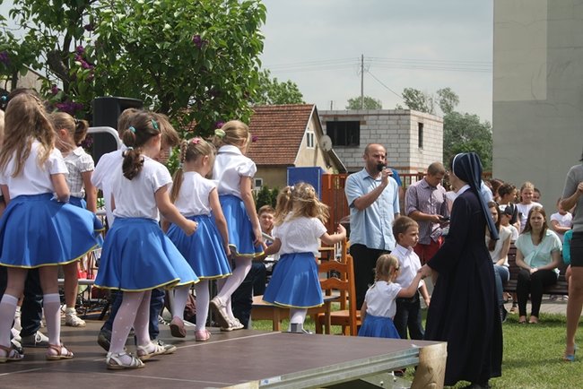 Zatańczyli dla papieża - zdjęcia