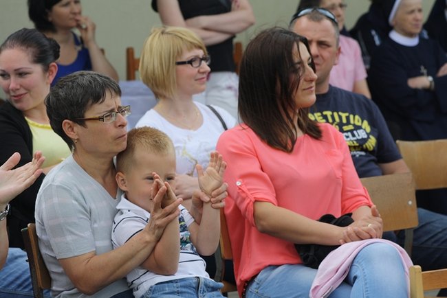 Zatańczyli dla papieża - zdjęcia