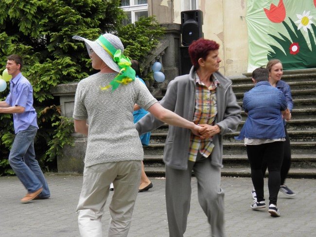 Integracyjna majówka w Chwałkowie - zdjęcia