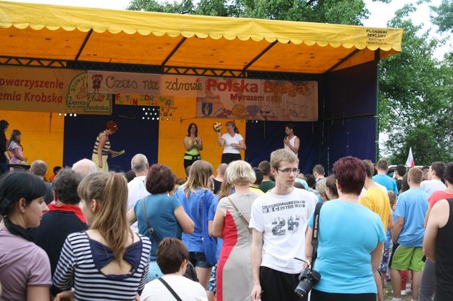 Rekordowy bieg w Karcu - zdjęcia