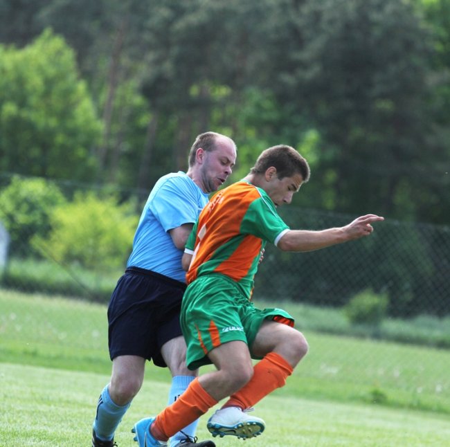 Kapitan wyrzucony z boiska - zdjęcia