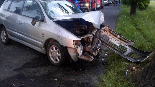 Sięgając po komórkę - zdjęcia