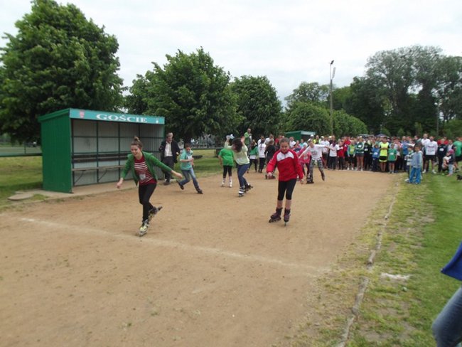 Marszem, sprintem, na rolkach...