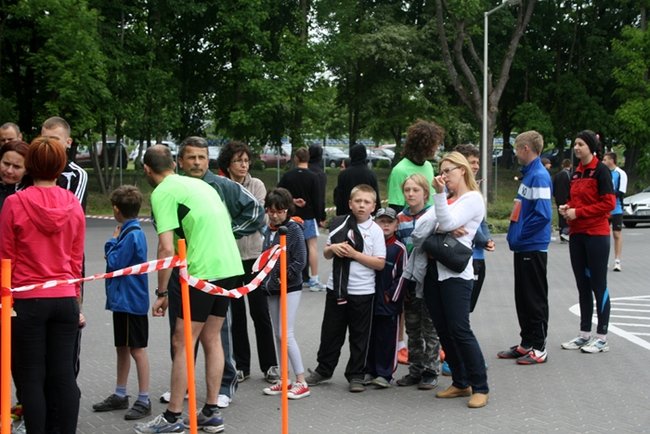 Pobiegli z dala od bomb - zdjęcia