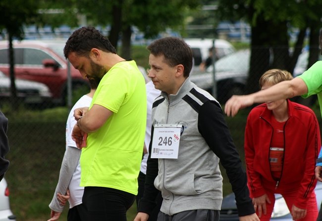 Pobiegli z dala od bomb - zdjęcia